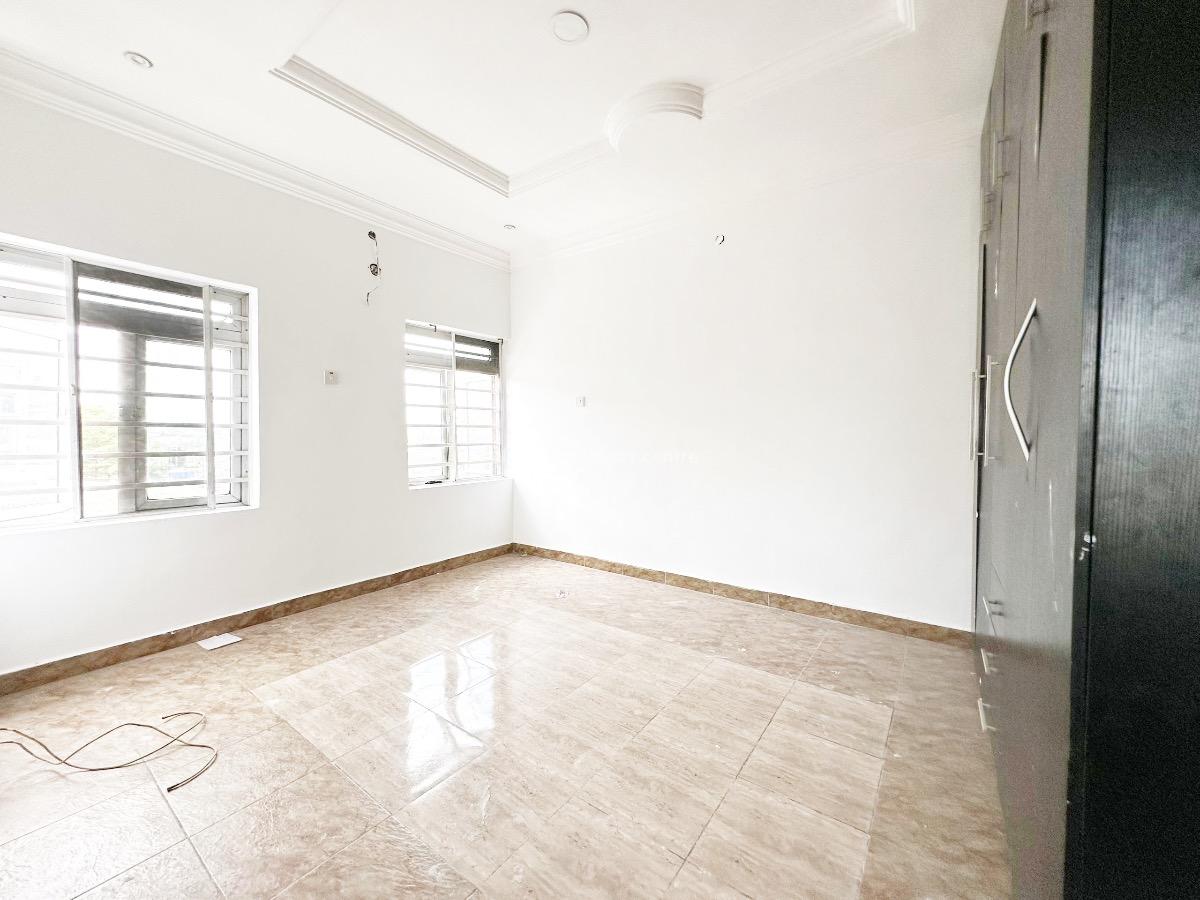 a Well Maintained Spacious 3 Bedroom Terrace Duplex, Omole Phase 2, Ikeja, Lagos, Terraced Duplex for Rent
