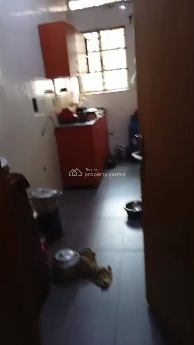 Lovely 2 Bedroom Apartment Ensuite, 1st Floor, Opebi, Ikeja, Lagos, Flat / Apartment for Rent