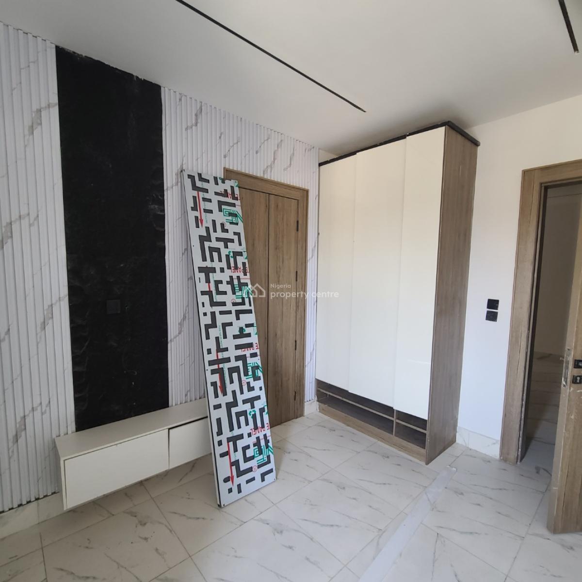 1 Bedroom Apartment, Freedom Way, Lekki, Lagos, Mini Flat (room and Parlour) for Sale