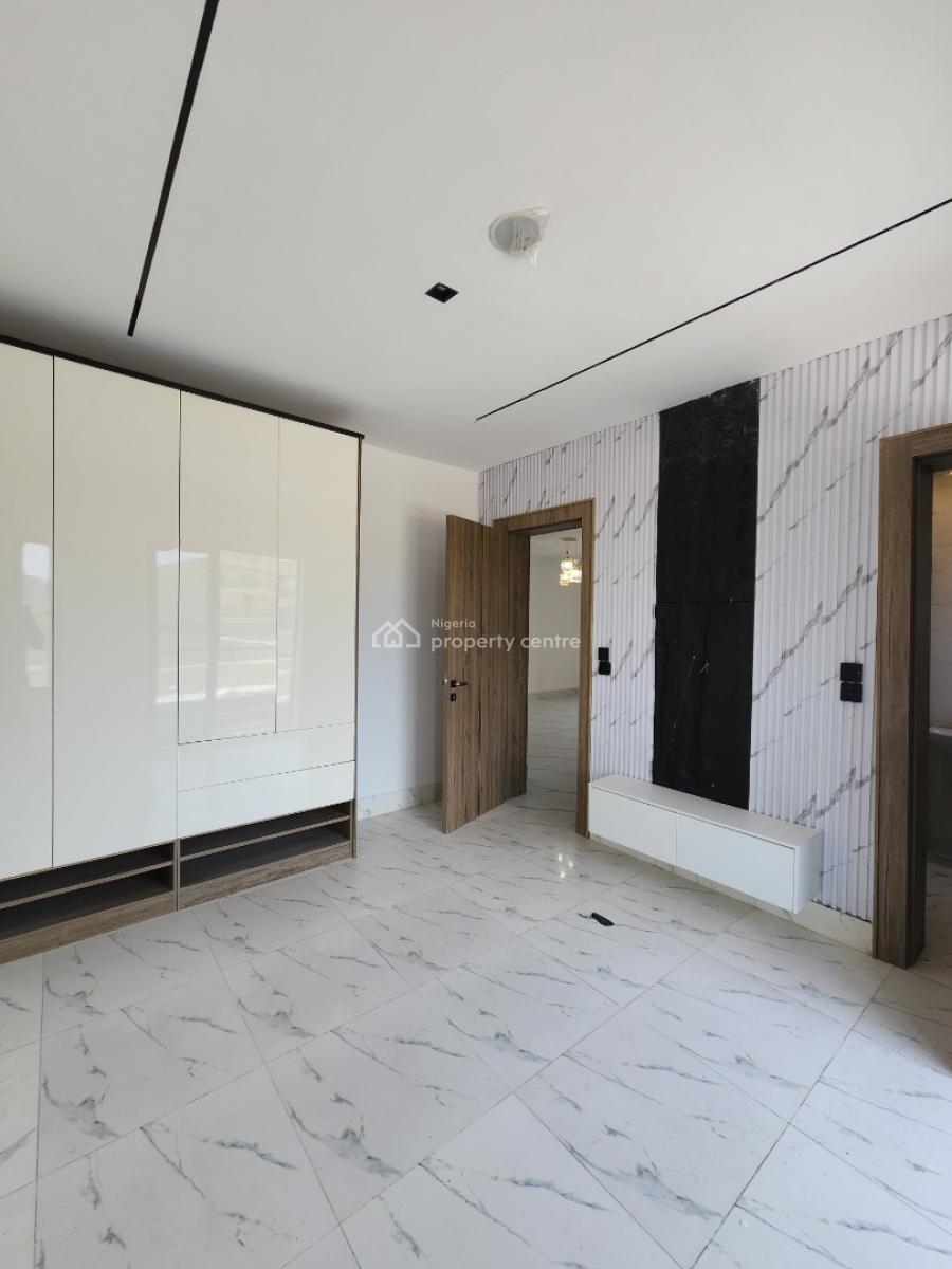 Luxury 2 Bedroom Apartment with Gym, Pool, Elevator, Lekki Phase 1, Lekki, Lagos, Flat / Apartment for Sale