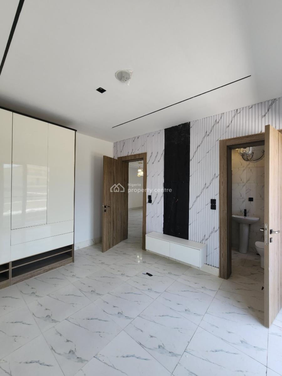 Luxury 2 Bedroom Apartment with Gym, Pool, Elevator, Lekki Phase 1, Lekki, Lagos, Flat / Apartment for Sale