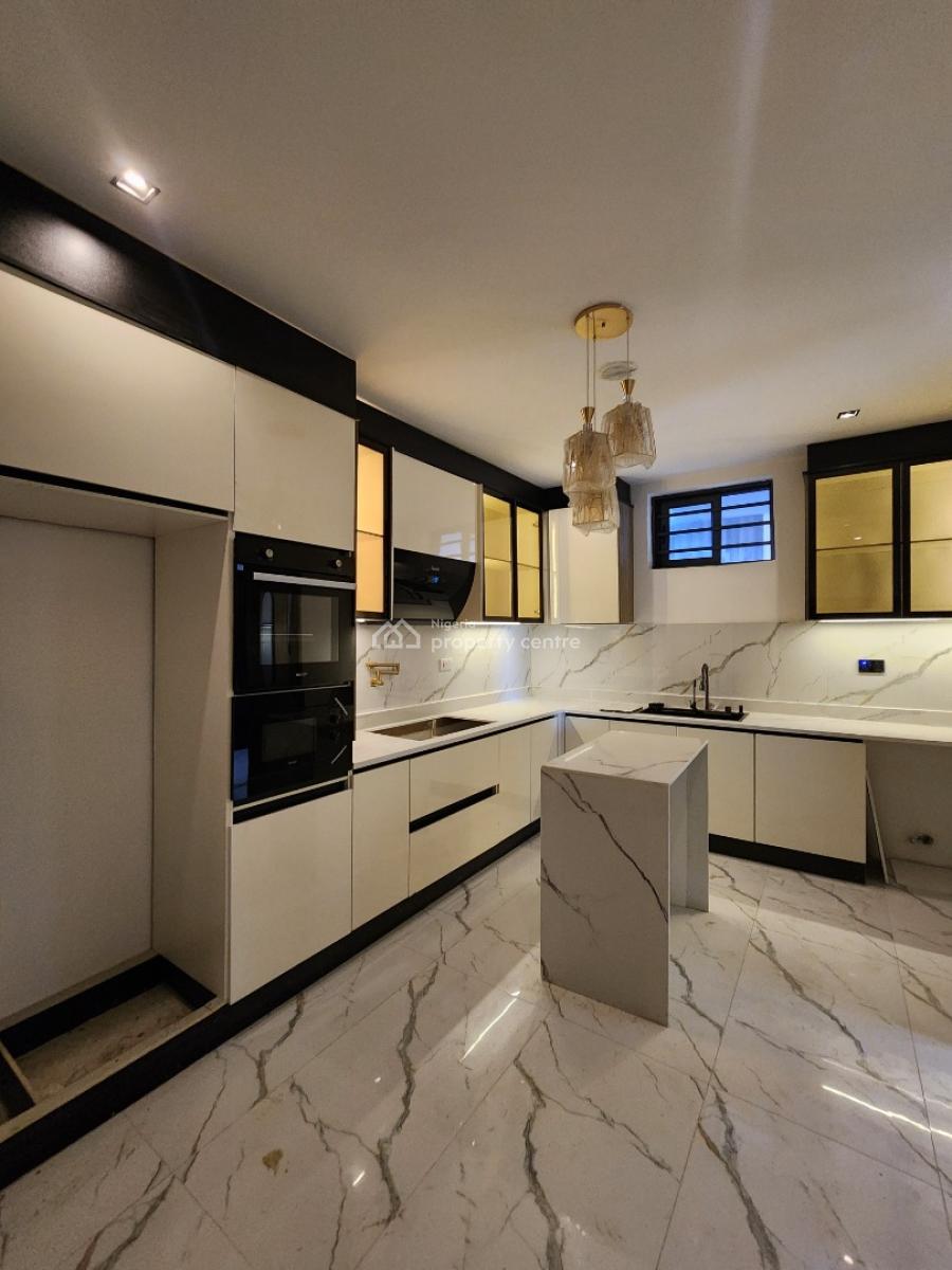 Luxury 2 Bedroom Apartment with Gym, Pool, Elevator, Lekki Phase 1, Lekki, Lagos, Flat / Apartment for Sale