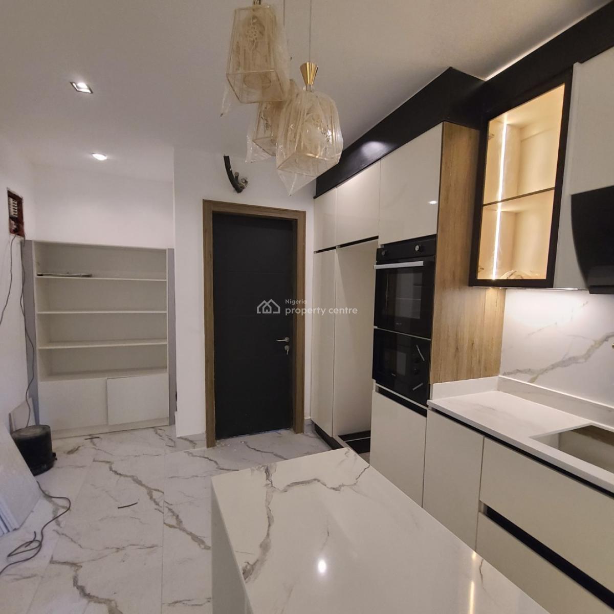 2 Bedroom Apartment, Freedom Way, Lekki, Lagos, Flat / Apartment for Sale