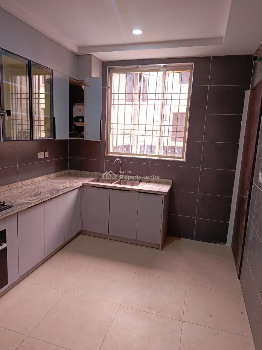 Clean Brand New 3 Bedroom Terrace Duplex with Bq, Comes with Gas Cooke, 3rd Avenue, Gwarinpa, Abuja, Semi-detached Duplex for Rent