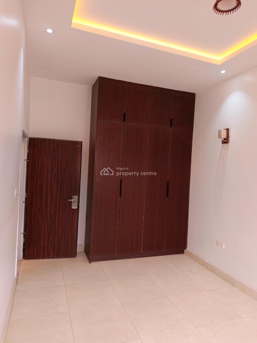 Clean Brand New 3 Bedroom Terrace Duplex with Bq, Comes with Gas Cooke, 3rd Avenue, Gwarinpa, Abuja, Semi-detached Duplex for Rent