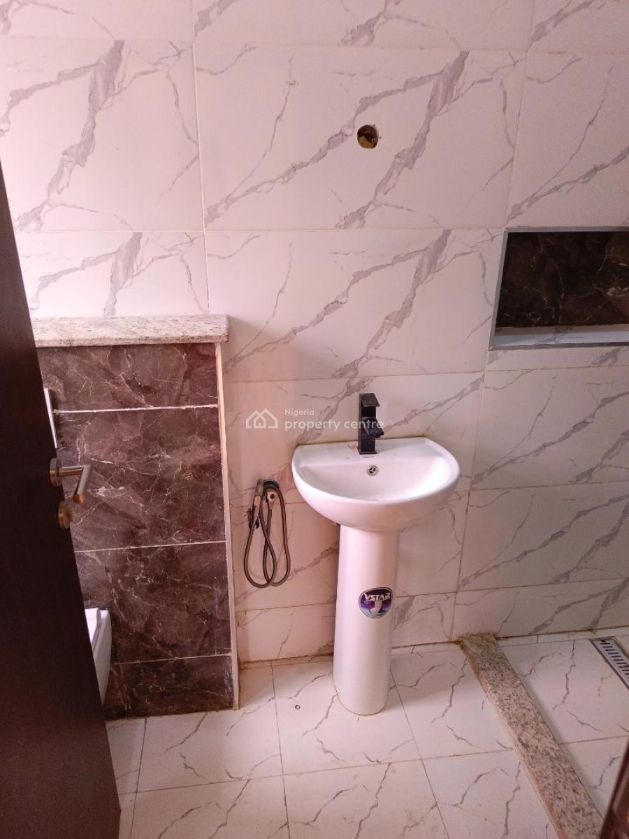 Clean Brand New 3 Bedroom Terrace Duplex with Bq, Comes with Gas Cooke, 3rd Avenue, Gwarinpa, Abuja, Semi-detached Duplex for Rent