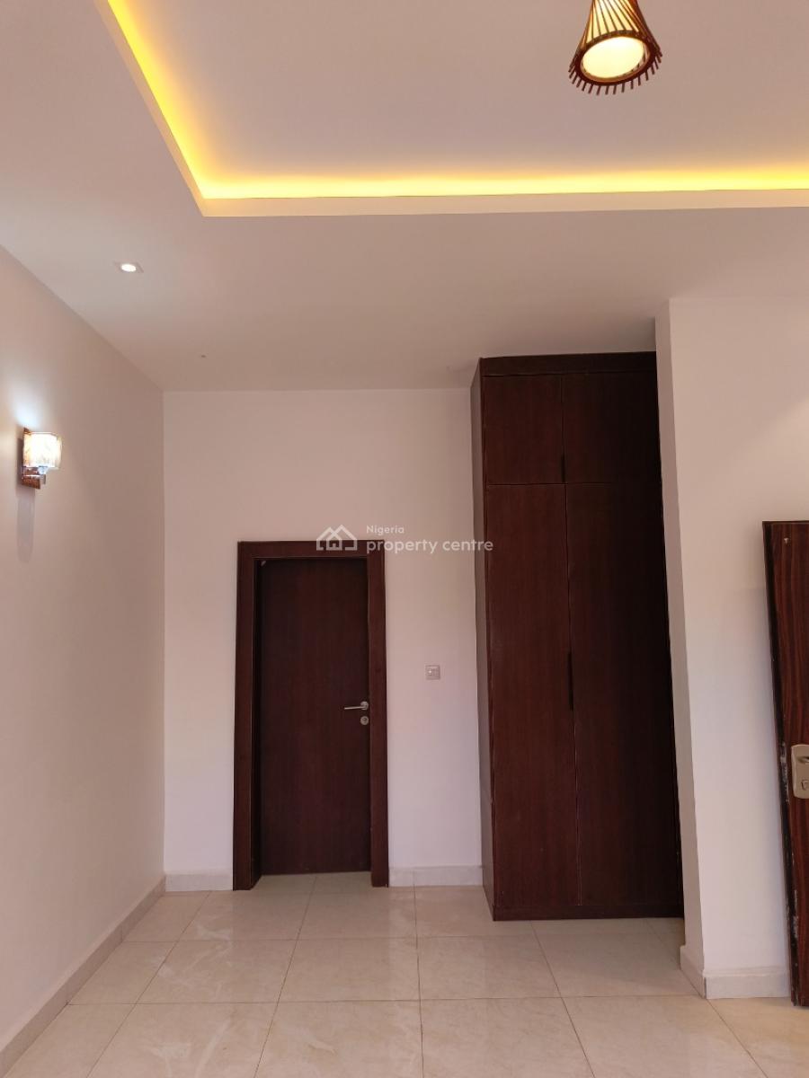 Clean Brand New 3 Bedroom Terrace Duplex with Bq, Comes with Gas Cooke, 3rd Avenue, Gwarinpa, Abuja, Semi-detached Duplex for Rent