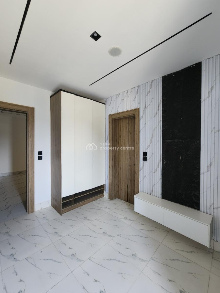 Luxury 1 Bedroom Apartment with Gym, Pool, Elevator, Lekki Phase 1, Lekki, Lagos, Flat / Apartment for Sale