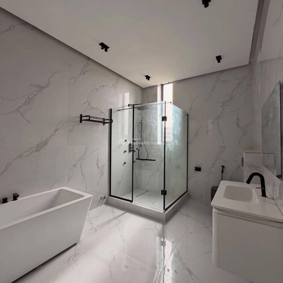 5 Bedroom with C of O, Lekki Phase 1, Lekki, Lagos, Terraced Duplex for Sale