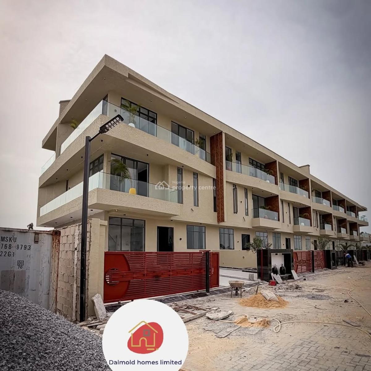 5 Bedroom with C of O, Lekki Phase 1, Lekki, Lagos, Terraced Duplex for Sale