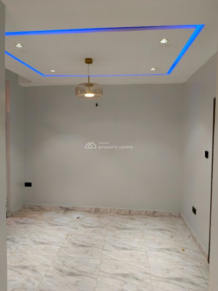 Tastefully Finished 3 Bedroom Terrace Duplex with 1 Room Bq., 3rd Avenue Gwarinpa, Gwarinpa, Abuja, Semi-detached Duplex for Rent