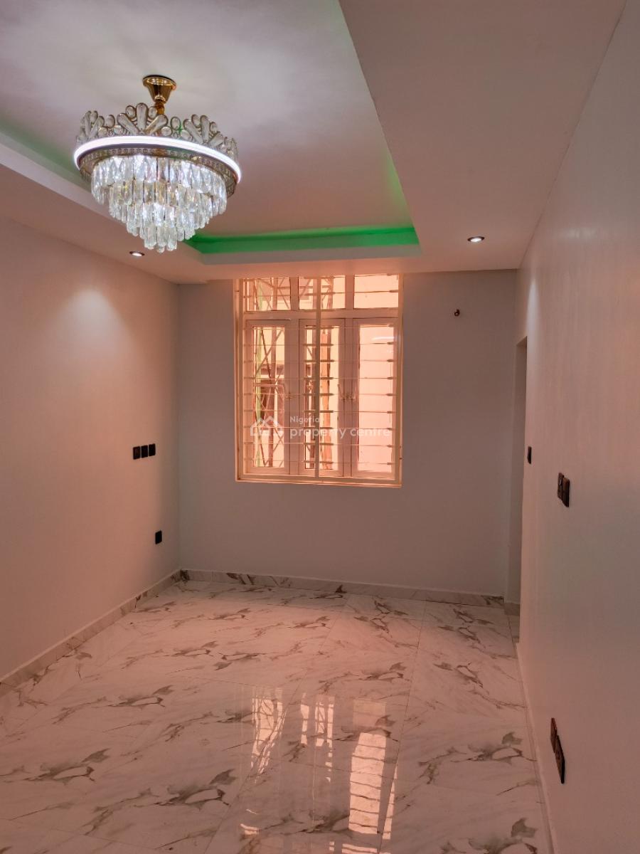 Tastefully Finished 3 Bedroom Terrace Duplex with 1 Room Bq., 3rd Avenue Gwarinpa, Gwarinpa, Abuja, Semi-detached Duplex for Rent