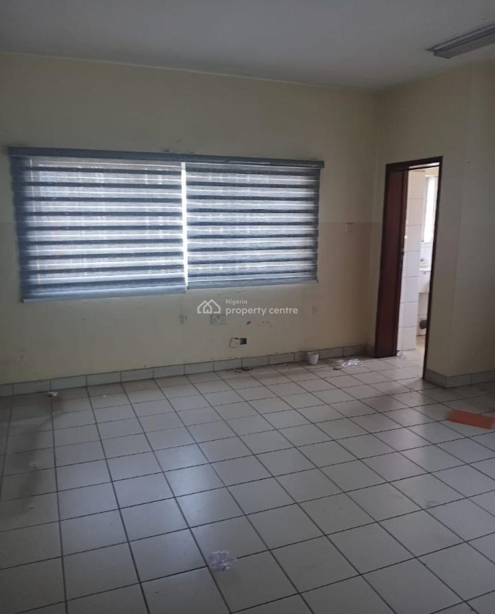 64.601 Square Metres Office Space, Awushe Estate, Opebi, Ikeja, Lagos, Office Space for Rent