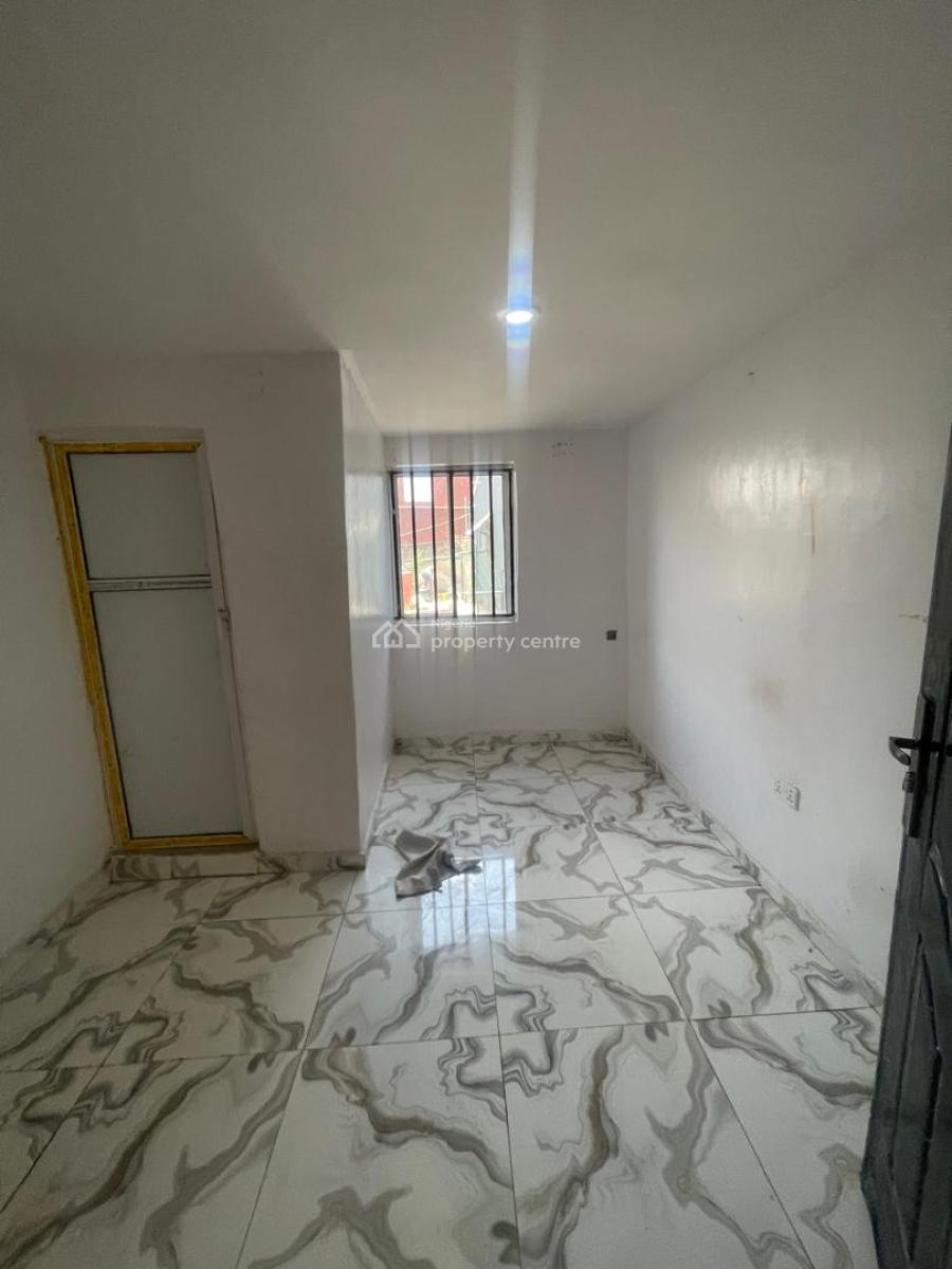 Mini Flat Apartment @ Magodo Phase 1 for 2.5m per Annum. 1, Magodo Phase 1, Gra Phase 1, Magodo, Lagos, Mini Flat (room and Parlour) for Rent