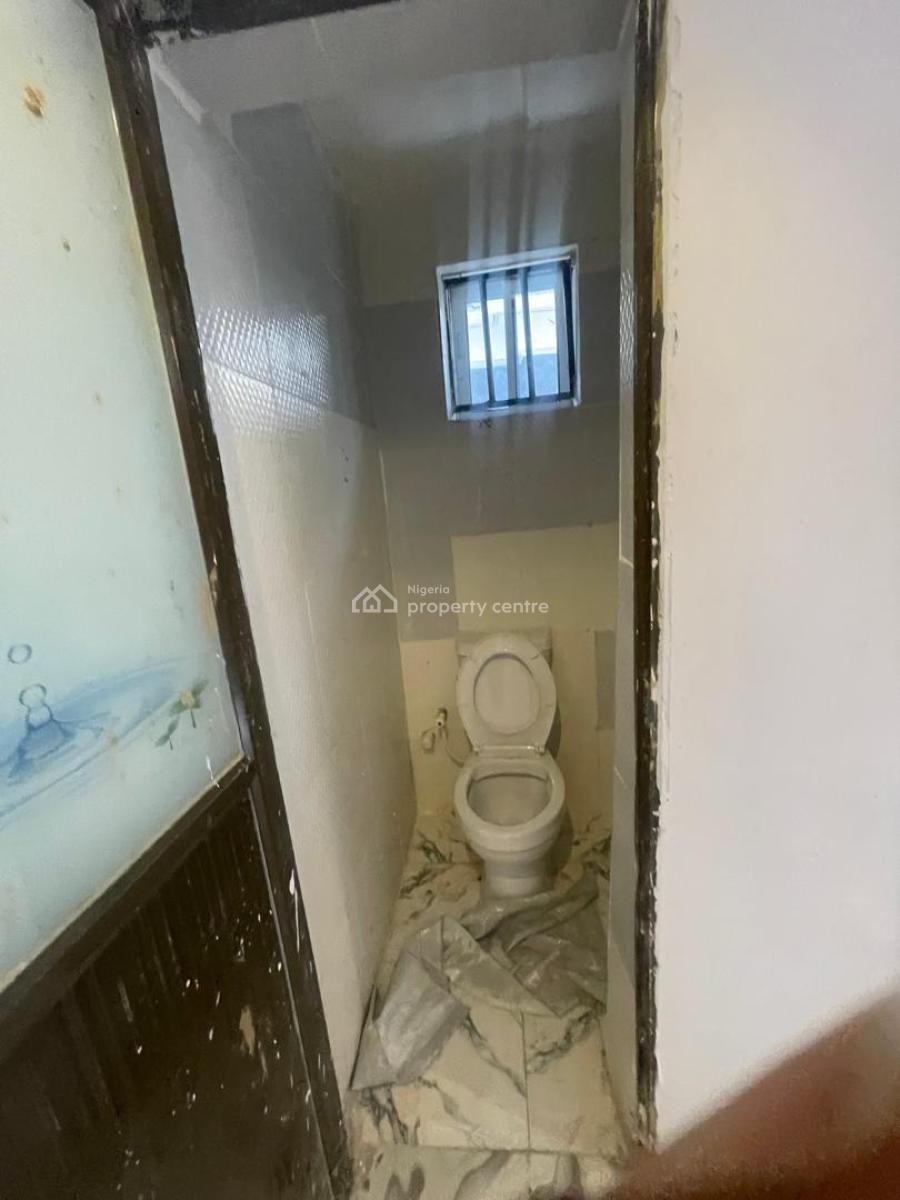 Mini Flat Apartment @ Magodo Phase 1 for 2.5m per Annum. 1, Magodo Phase 1, Gra Phase 1, Magodo, Lagos, Mini Flat (room and Parlour) for Rent