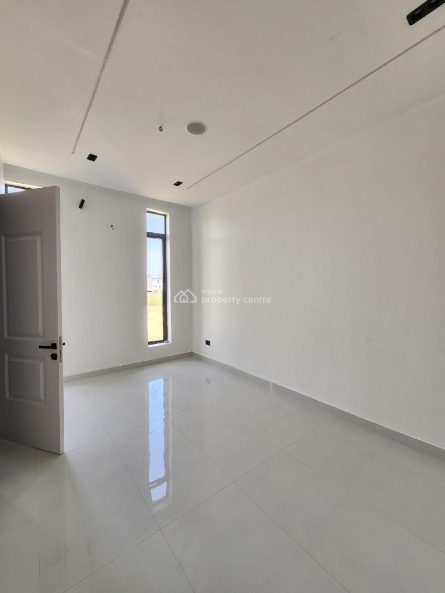 Luxury 5 Bedrooms Terraced Duplex with Bq and Pool in a Secured Estate, Lekki Phase 1, Lekki, Lagos, Terraced Duplex for Sale