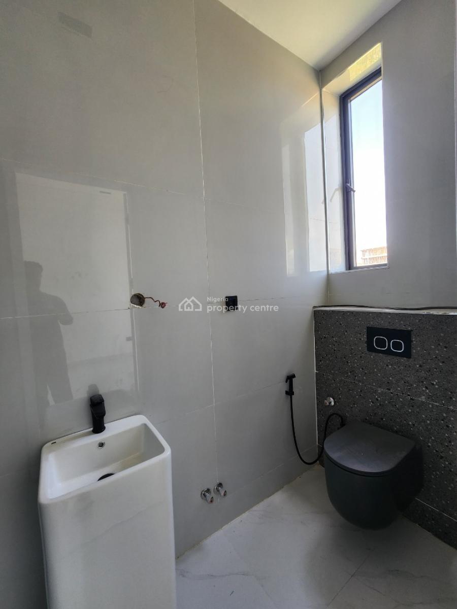 Luxury 5 Bedrooms Terraced Duplex with Bq and Pool in a Secured Estate, Lekki Phase 1, Lekki, Lagos, Terraced Duplex for Sale