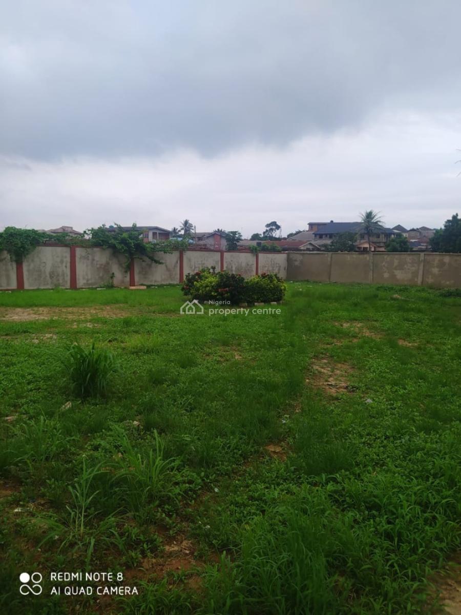 7 Bedrooms Detached House on 2 Plots, Oladunni House, Ogunyanwo Street, Sagamu, Ogun, Detached Duplex for Sale