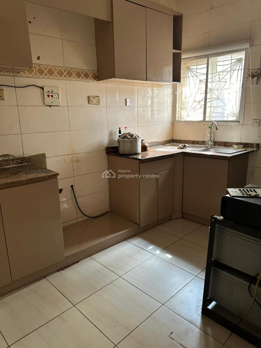 a Spacious 3 Bedroom Flat, Idowu Dabiri Road, Close to Blenco Supermarket, Ajah, Lagos, Flat / Apartment for Rent