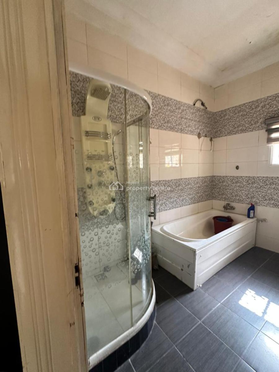 a Spacious 3 Bedroom Flat, Idowu Dabiri Road, Close to Blenco Supermarket, Ajah, Lagos, Flat / Apartment for Rent