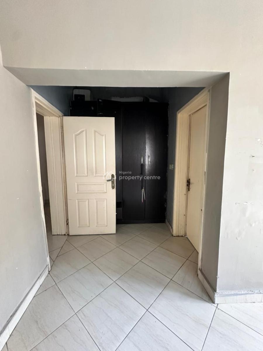 a Spacious 3 Bedroom Flat, Idowu Dabiri Road, Close to Blenco Supermarket, Ajah, Lagos, Flat / Apartment for Rent
