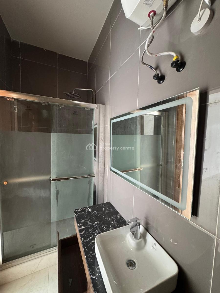 Luxury 2 Bedrooms Apartment, Lekki Phase 1, Lekki, Lagos, Flat / Apartment for Sale