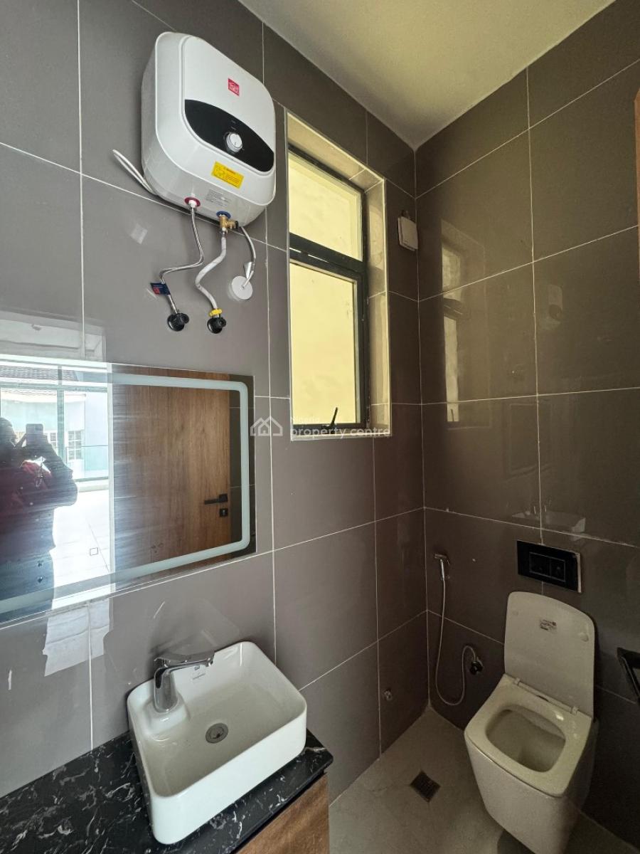 Luxury 2 Bedrooms Apartment, Lekki Phase 1, Lekki, Lagos, Flat / Apartment for Sale