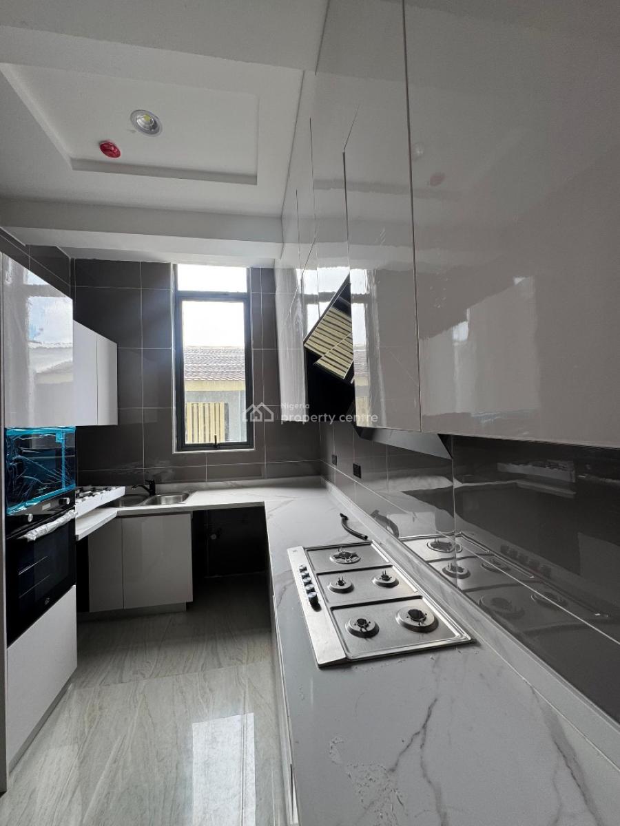 Luxury 2 Bedrooms Apartment, Lekki Phase 1, Lekki, Lagos, Flat / Apartment for Sale