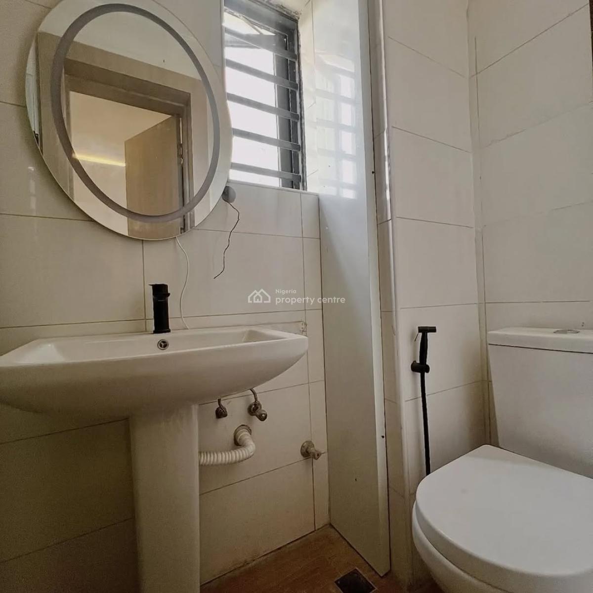 Fully Furnished Massive 3 Bedroom, Lekki Phase 1, Lekki, Lagos, Flat / Apartment for Sale