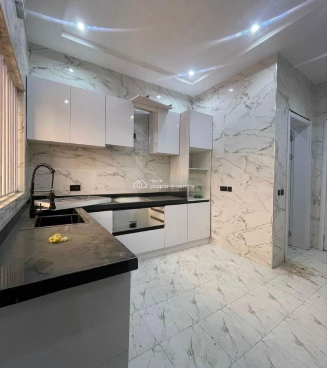 3 Bedroom Apartment with Swimming Pool, Elevator and Gym Available, Lekki Phase 1, Lekki, Lagos, Flat / Apartment for Rent