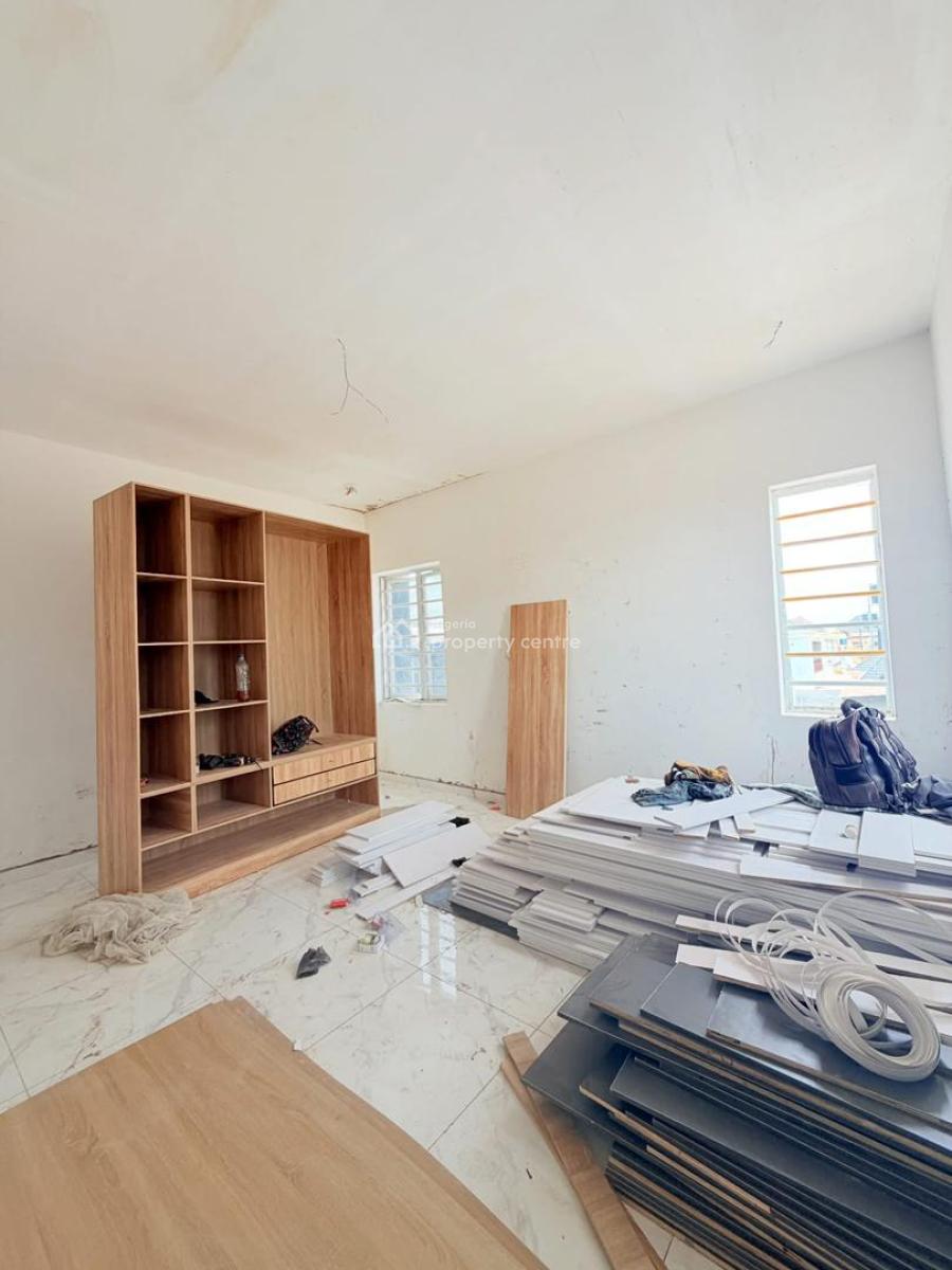 Standard 2 Bedroom Apartment in a Good Environment, Ikeja, Lagos, Flat / Apartment for Sale