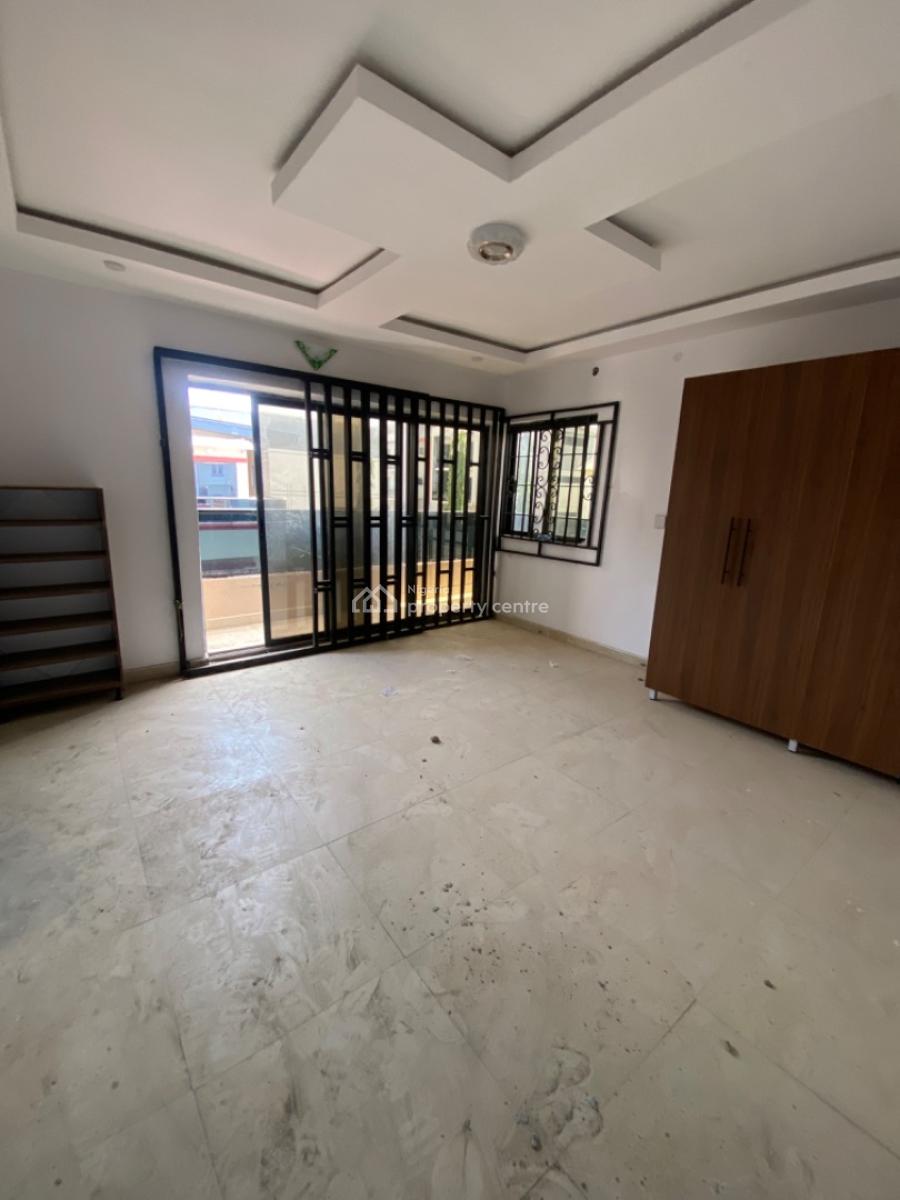 Newly Renovated 3 Bedrooms Terrace Duplex with Bq, Ologolo, Lekki, Lagos, Terraced Duplex for Sale