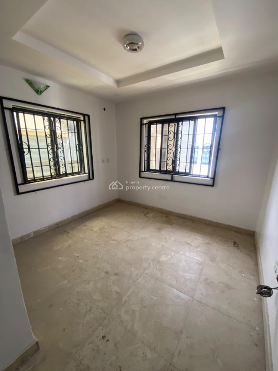 Newly Renovated 3 Bedrooms Terrace Duplex with Bq, Ologolo, Lekki, Lagos, Terraced Duplex for Sale