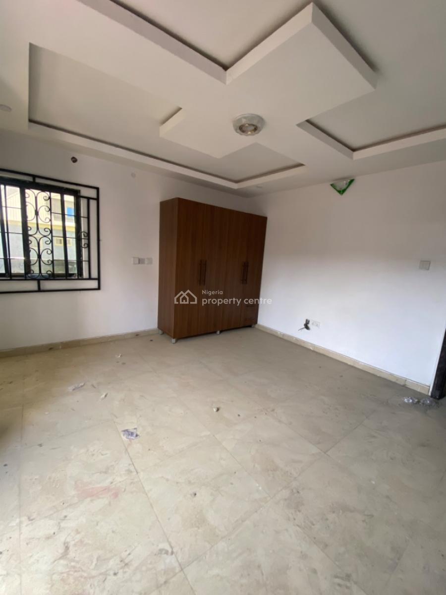 Newly Renovated 3 Bedrooms Terrace Duplex with Bq, Ologolo, Lekki, Lagos, Terraced Duplex for Sale