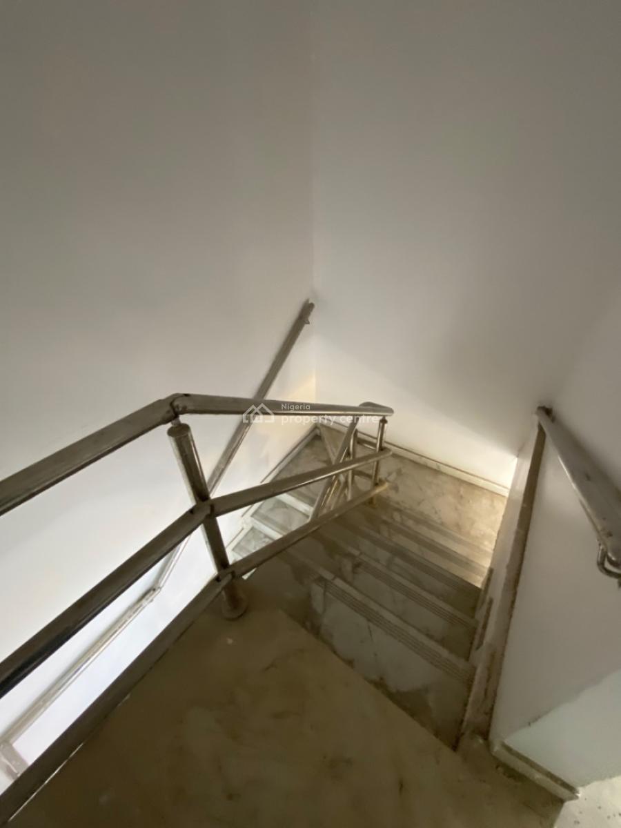 Newly Renovated 3 Bedrooms Terrace Duplex with Bq, Ologolo, Lekki, Lagos, Terraced Duplex for Sale