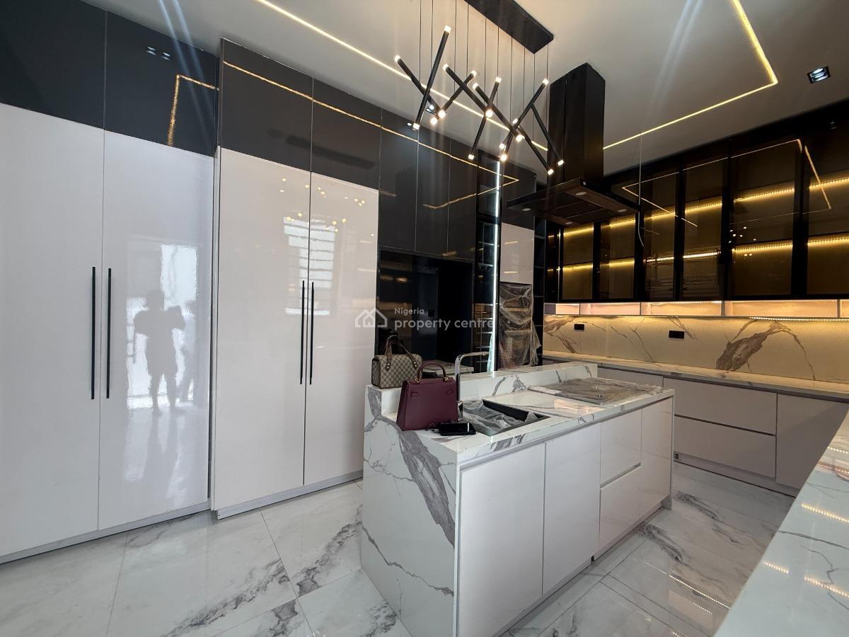 5 Bedroom Detached Available, Lekki, Lagos, Detached Duplex for Sale