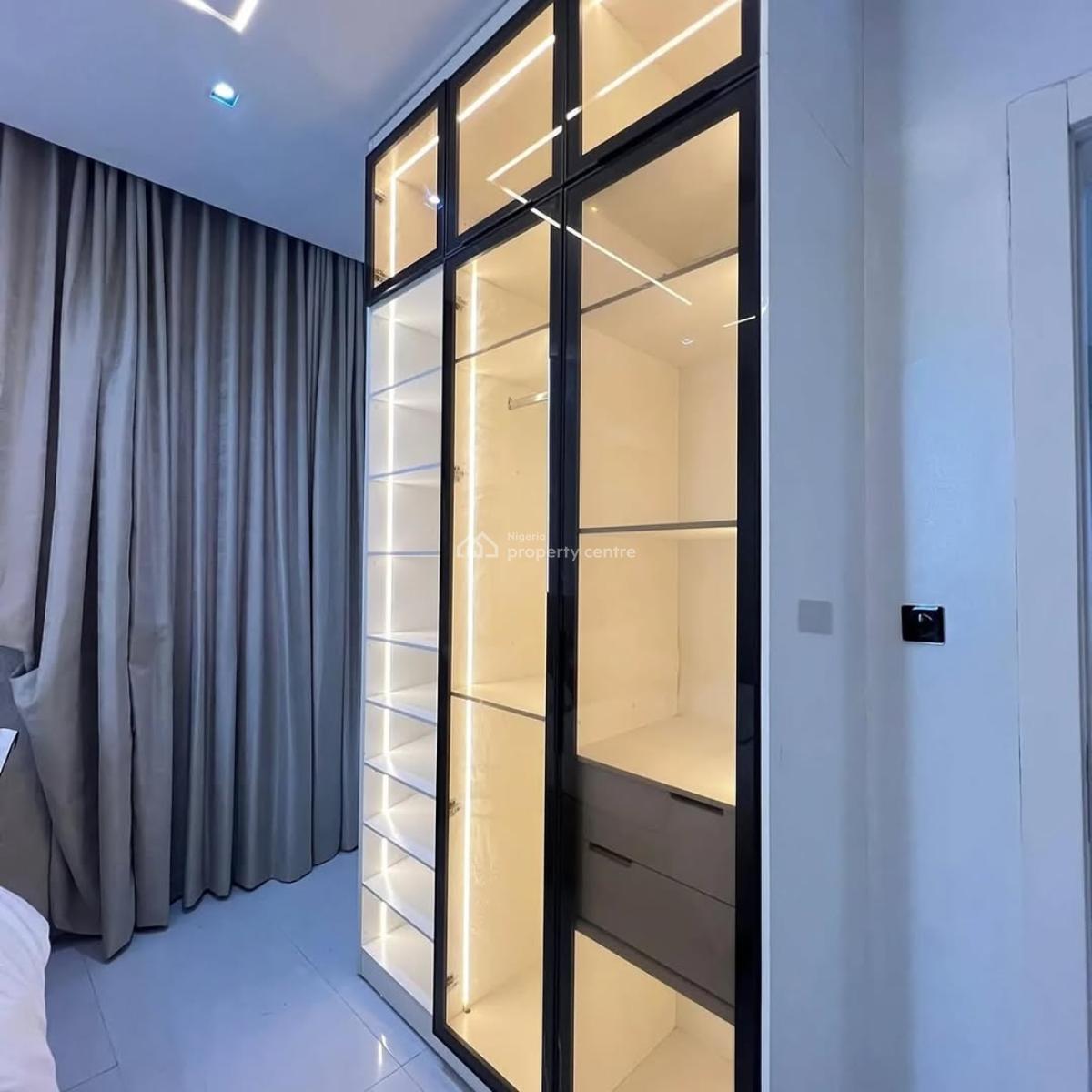 Luxurious 3 Bedroom with Bq, Ikate Elegushi, Lekki, Lagos, Flat / Apartment for Sale