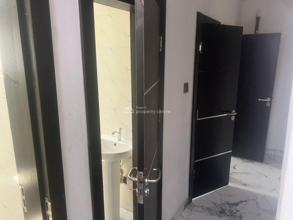 239sqm Office Space, Lekki Phase 1, Lekki, Lagos, Office Space for Rent