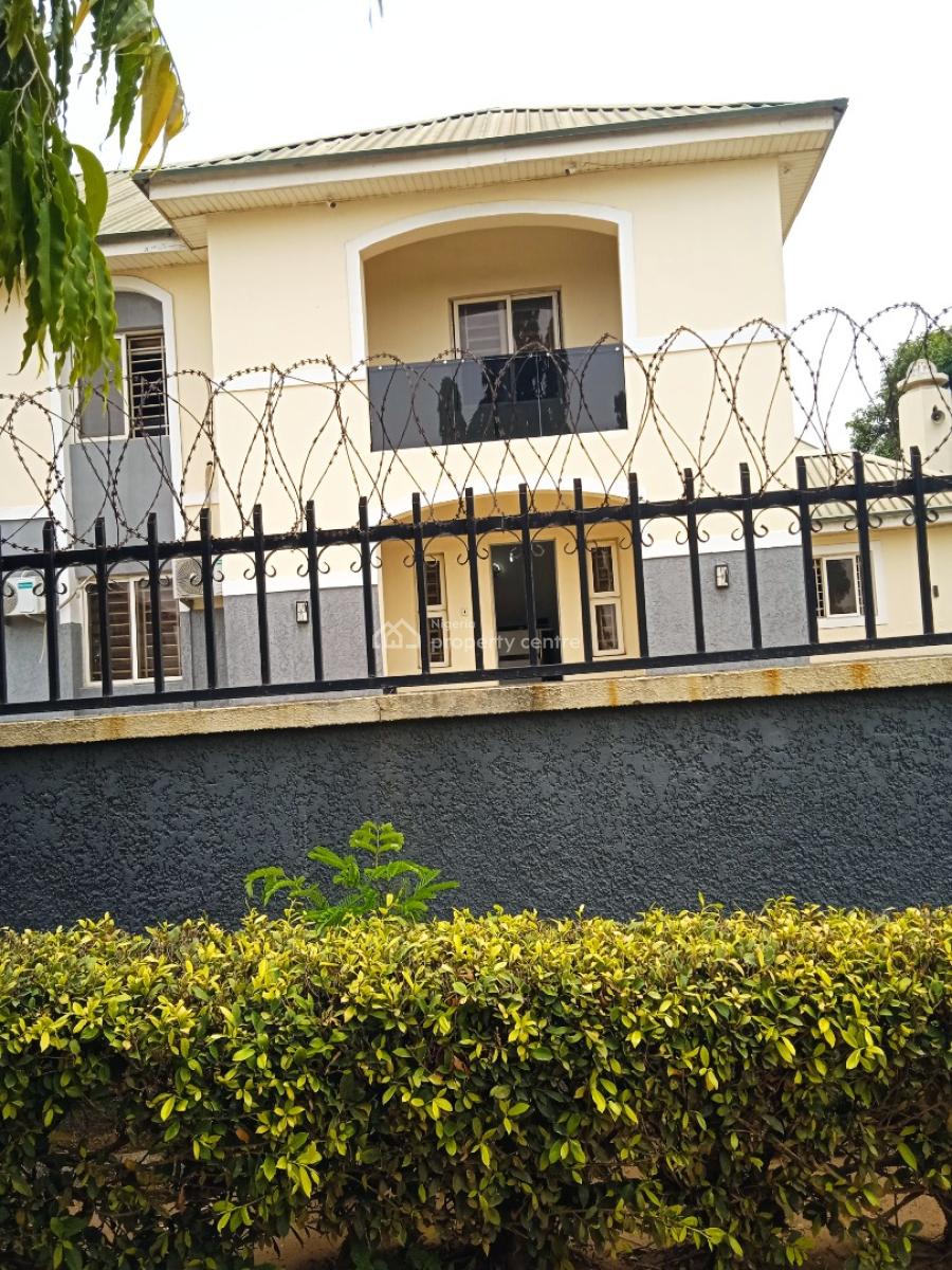 4 Bedroom Semi-detached Office, Wuse Ii, Wuse 2, Abuja, Office Space for Rent