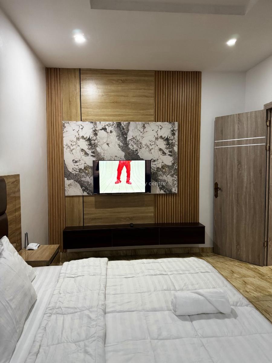 Fully Serviced 1-bedroom with Premium Finish & Smart Tv, Dpkay District Estate, Orchid Road, Lekki, Lagos, Flat / Apartment Short Let