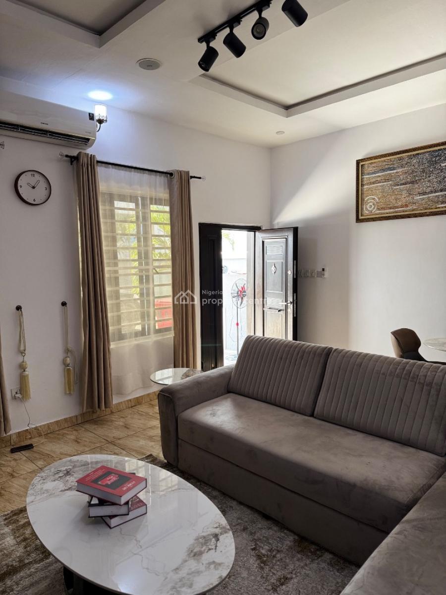 Fully Serviced 1-bedroom with Premium Finish & Smart Tv, Dpkay District Estate, Orchid Road, Lekki, Lagos, Flat / Apartment Short Let