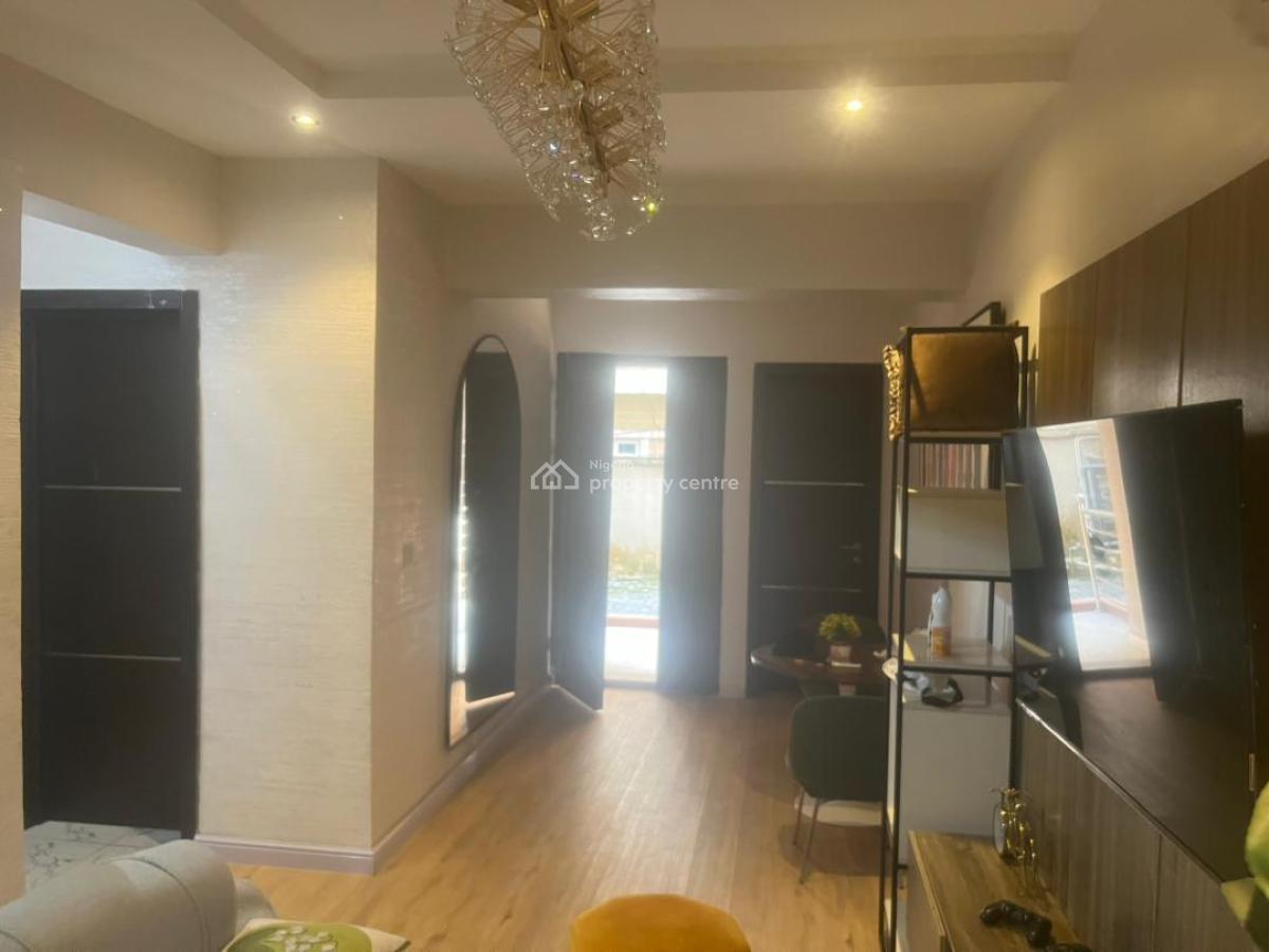 Luxury 1 Bedroom Apartment; Mini Flat, Lekki Phase 1, Lekki, Lagos, Mini Flat (room and Parlour) for Rent