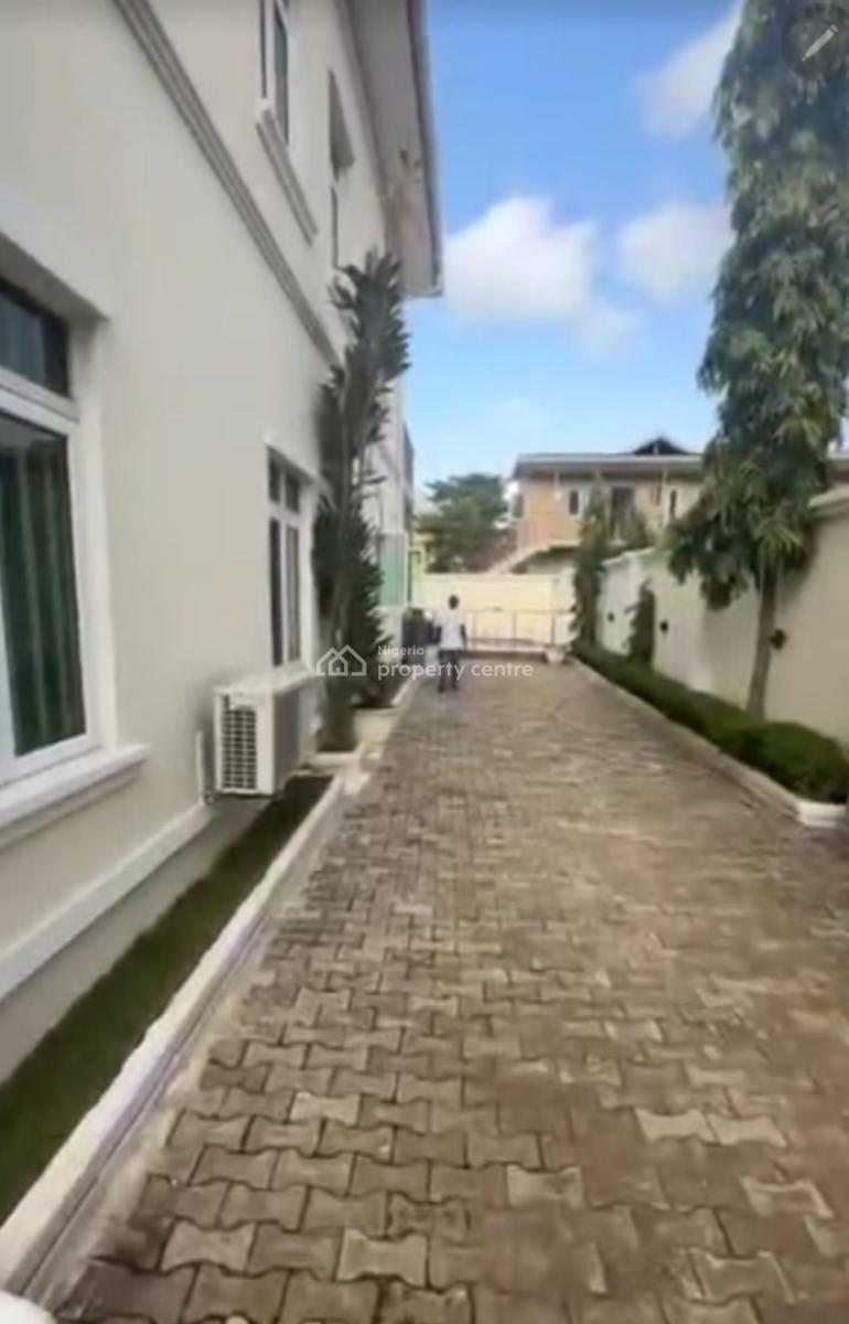 5 Bedroom Semi Duplex  with Pool in Pristine Condition, Eleganza Garden Estate, Ikota, Lekki, Lagos, Semi-detached Duplex for Sale