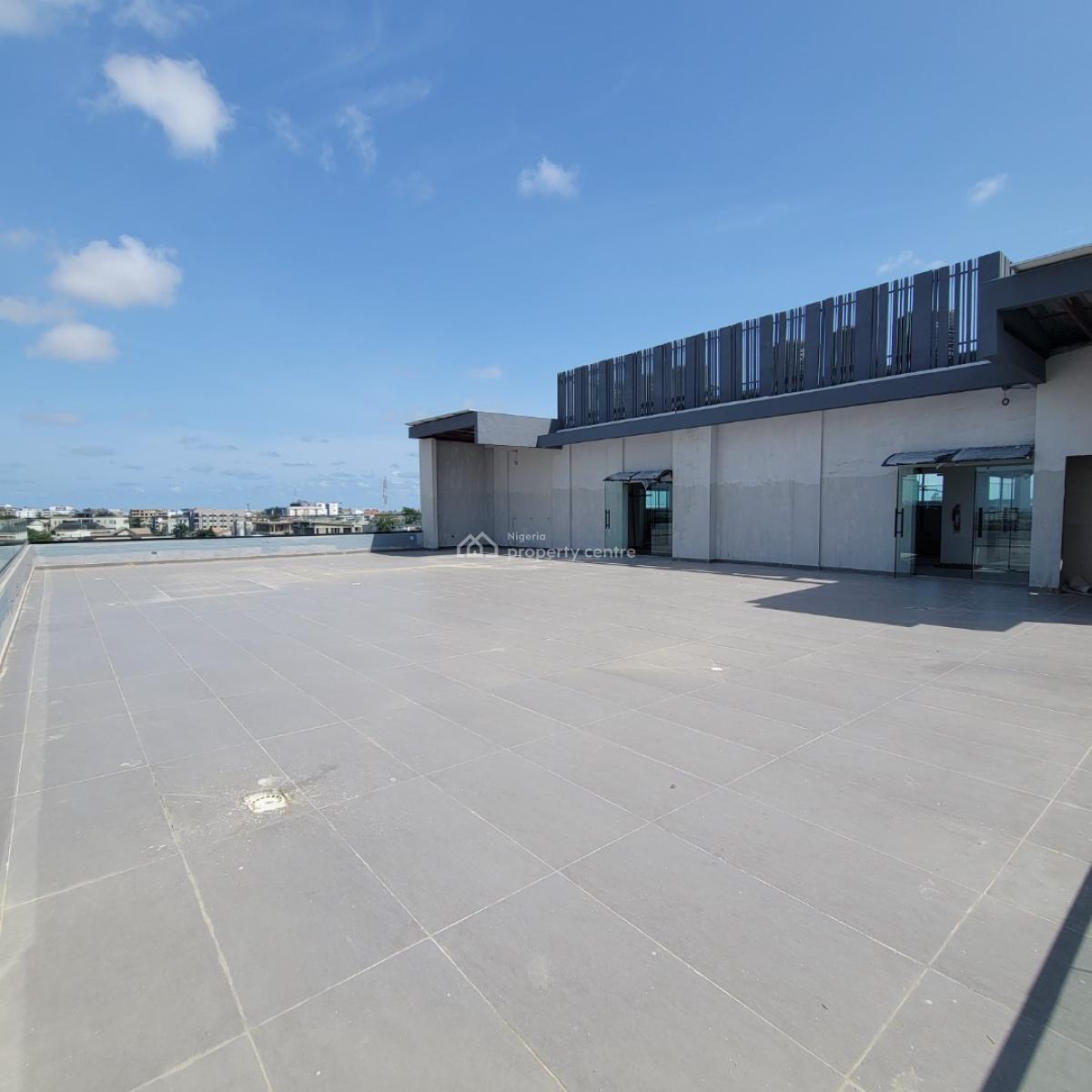 Amazing 3 Bedroom Apartment with a Gym, Pool and Elevator, Lekki Phase 1, Lekki, Lagos, Flat / Apartment for Sale