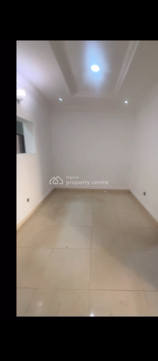 Luxury 3 Bedroom in a Secured Estate, Ologolo, Lekki, Lagos, Flat / Apartment for Rent