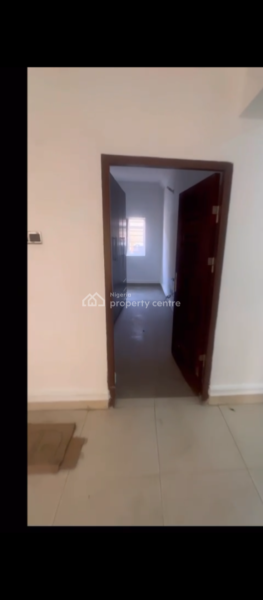 Luxury 3 Bedroom in a Secured Estate, Ologolo, Lekki, Lagos, Flat / Apartment for Rent