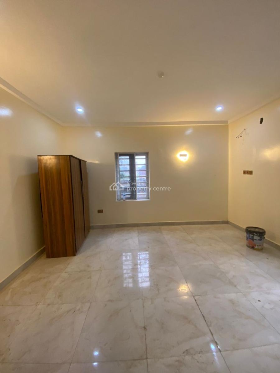 Spacious 2 Bedrooms Flat with Pop, Wardrobe and Kitchen Cabinets., Life Camp, Abuja, Flat / Apartment for Rent