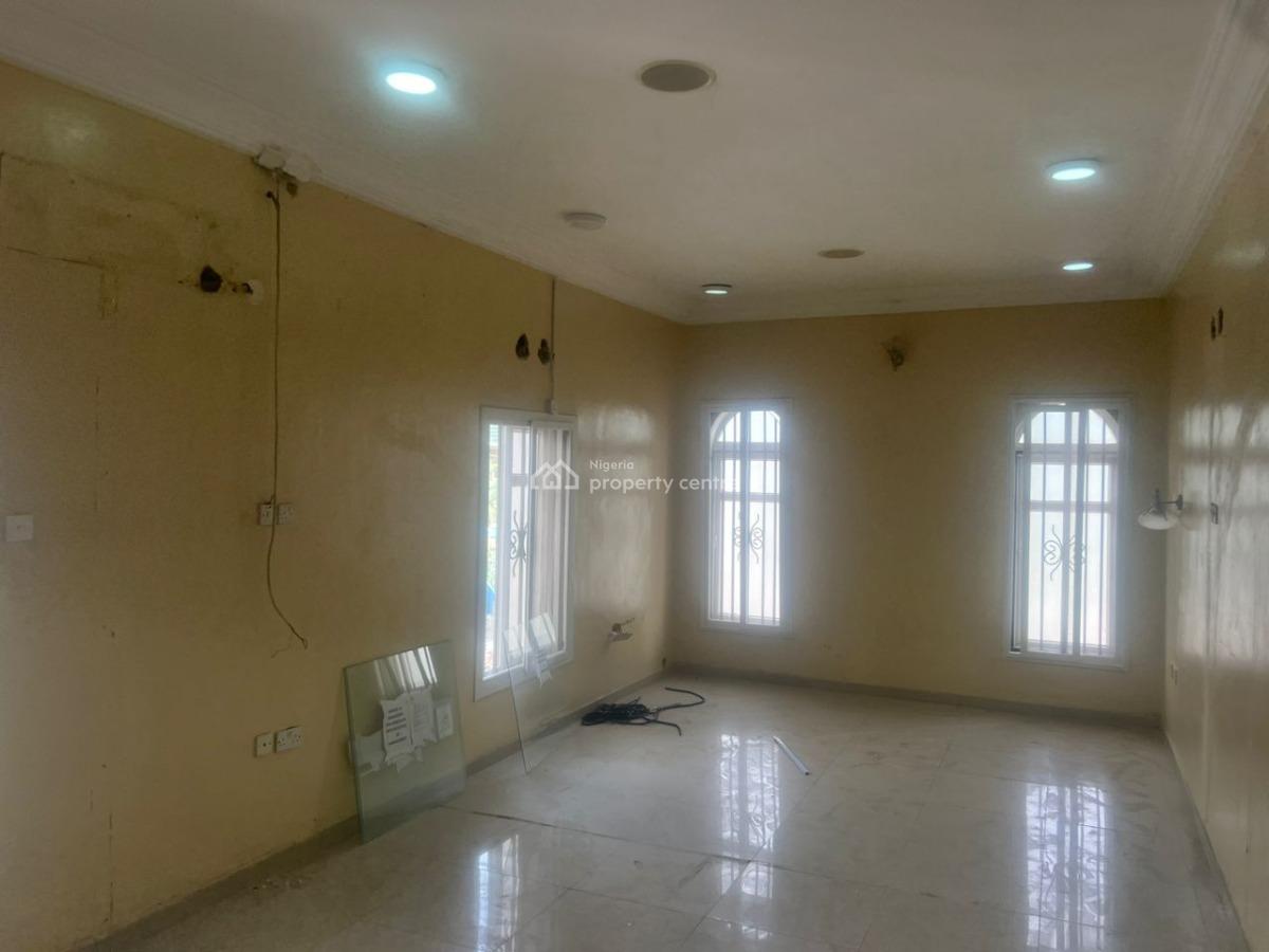 Self Compound Spacious 5 Bedroom Fully Detached Duplex with 2 Rooms Bq, Lekki Phase 1, Lekki, Lagos, Detached Duplex for Rent