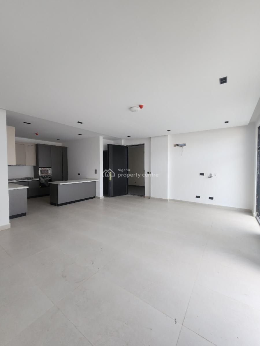 Lovely 3 Bedroom Apartment with Bq, & Pool, Lekki Phase 1, Lekki, Lagos, Flat / Apartment for Sale