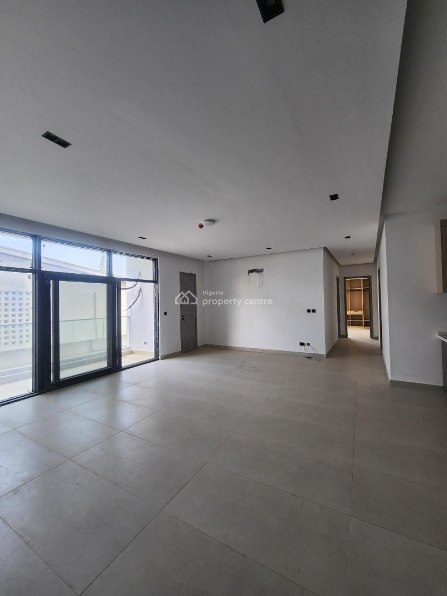 Lovely 3 Bedroom Apartment with Bq, & Pool, Lekki Phase 1, Lekki, Lagos, Flat / Apartment for Sale